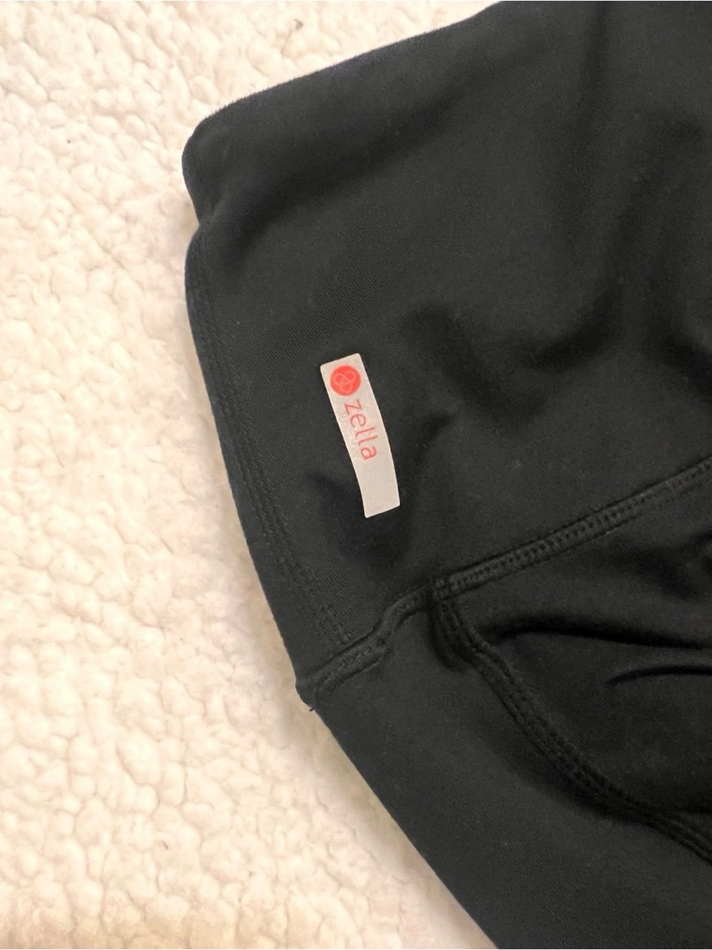 Lululemon tank top w/ bra size 6 / Zella leggings size 4 - Picture 5 of 6